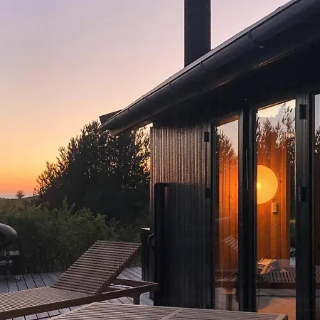 Unique 60s Gem In Veddinge Hills Fårevejle