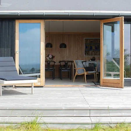 Vakantiehuis Unique 60s Gem In Veddinge Hills Fårevejle